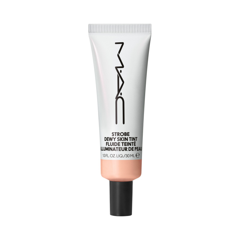 M.A.C Strobe Dewy Skin Tint - Medium (30ml)