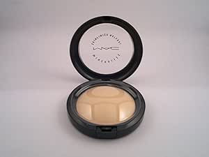 M.A.C Mineralize Skinfinish Natural - Light (10gm)