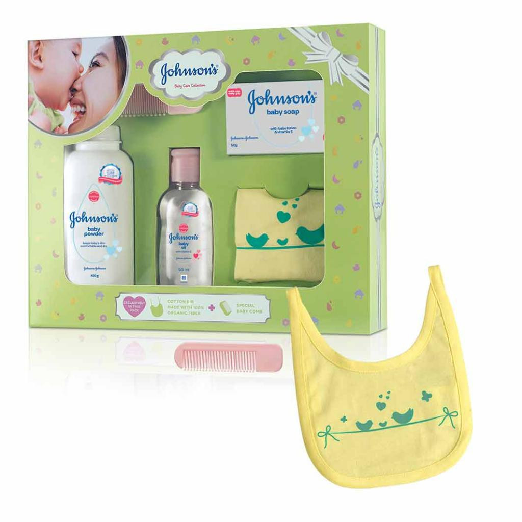 Johnson’s  Baby Care Collection with Organic Cotton Bib and Baby Comb 5 Gift Items, Green